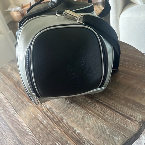 Burberry - Picture 6 of 10